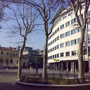מלון Hotel Centrale, מסטרה